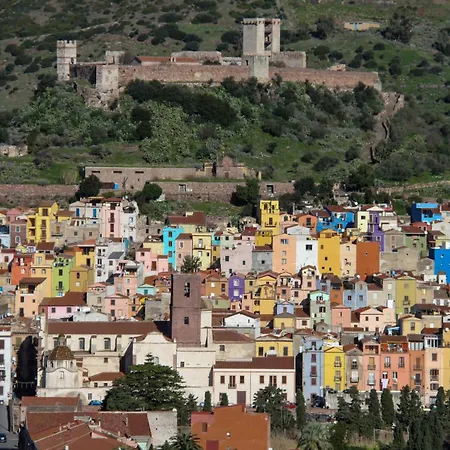 Sas Conzas 68 * Bosa